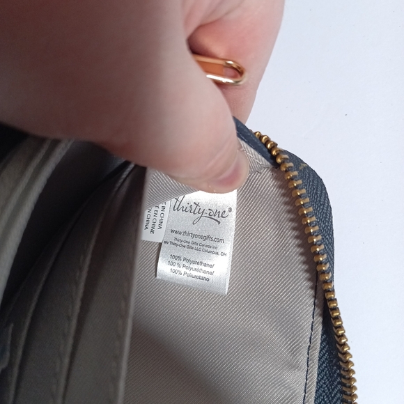 Thirty one Wallet All About the Benjamins Midnight Navy Pebble New - Picture 10 of 14